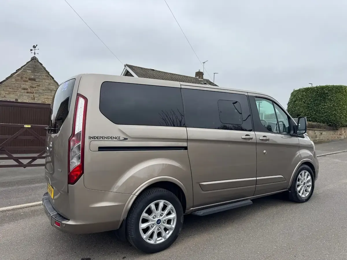 Used Ford Tourneo Titanium 2019 Silver MPV