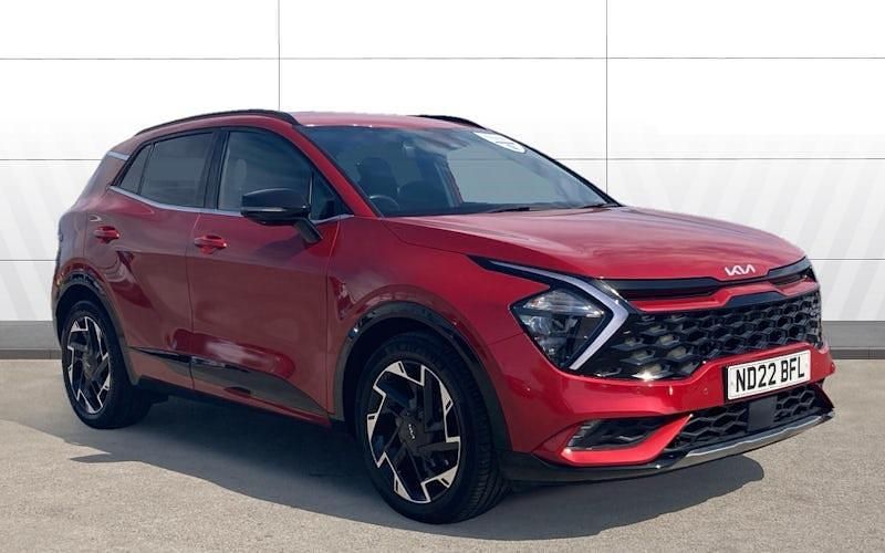 Red Used 2022 Kia Sportage 4 SUV | £22,667 (Good price) - Image 1/4