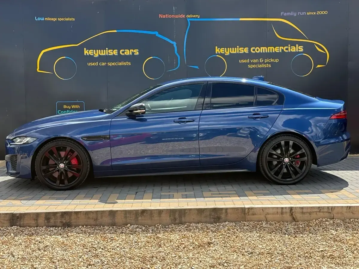 Used Jaguar XE R-Dynamic 204 HP (150 kW) 2021 Blue Sedan