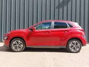 Used Hyundai Kona Premium 150 kW (204 HP) 2022 Red SUV
