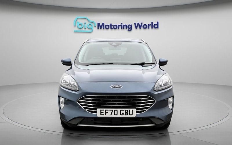 Usado Ford Kuga Titanium 120 HP (88 kW) 2021 Azul SUV