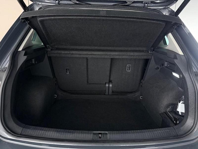 Used VW T-Roc Life 150 HP (110 kW) 2023 Grey SUV