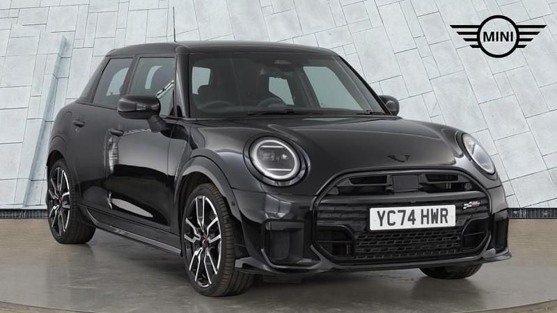 Used Mini Cooper Hatch 154 HP (113 kW) 2024 Black Hatchback