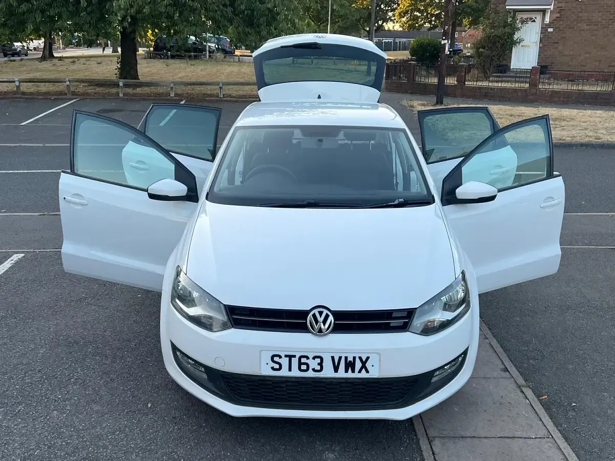 Used VW Polo Edition 60 HP (44 kW) 2014 White Hatchback