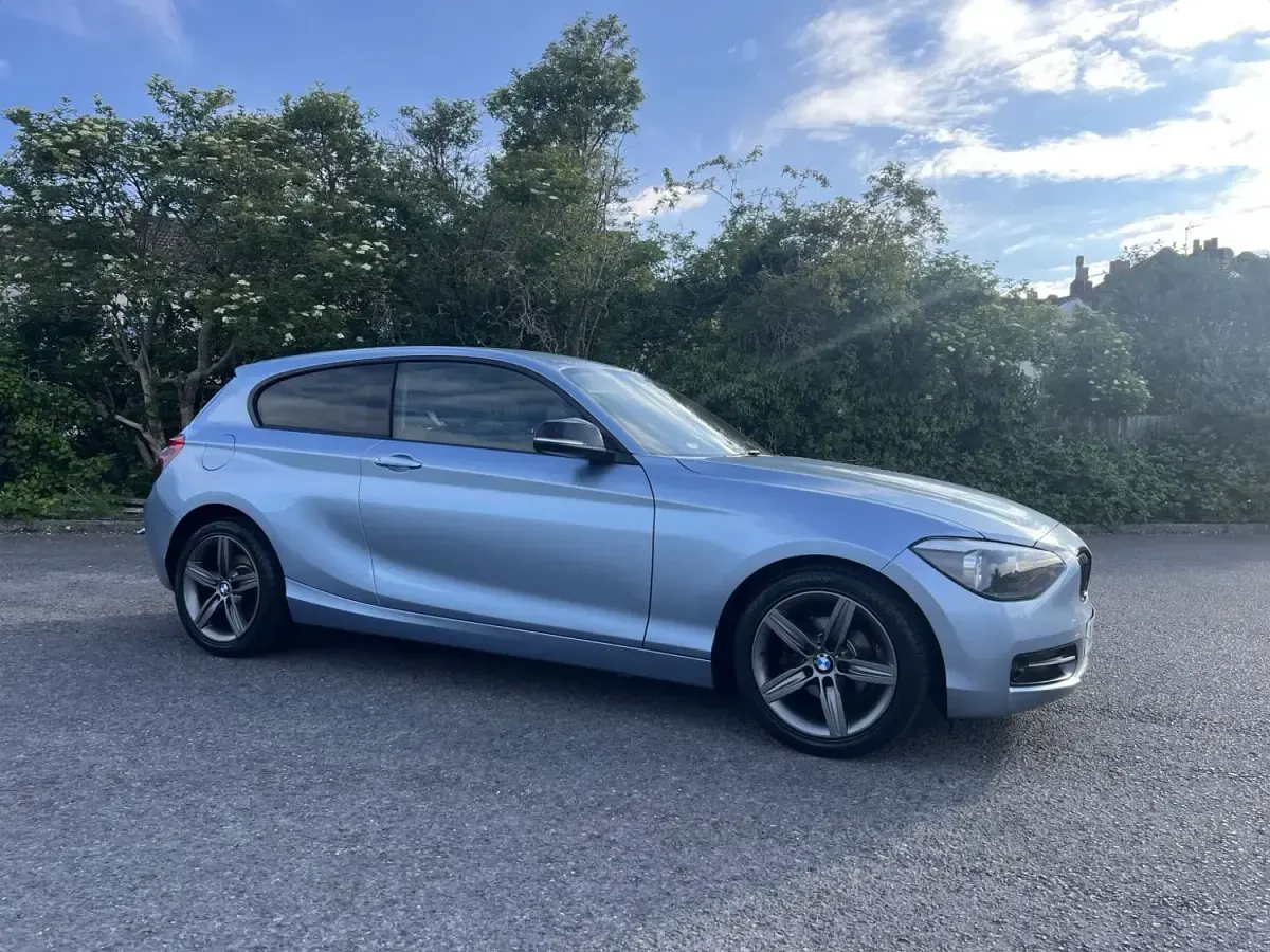 Używany BMW 116 Sport Line 2013 Niebieski Hatchback
