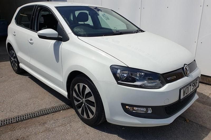 White Used 2017 VW Polo Hatchback | £11,200 (Fair price) - Image 1/1
