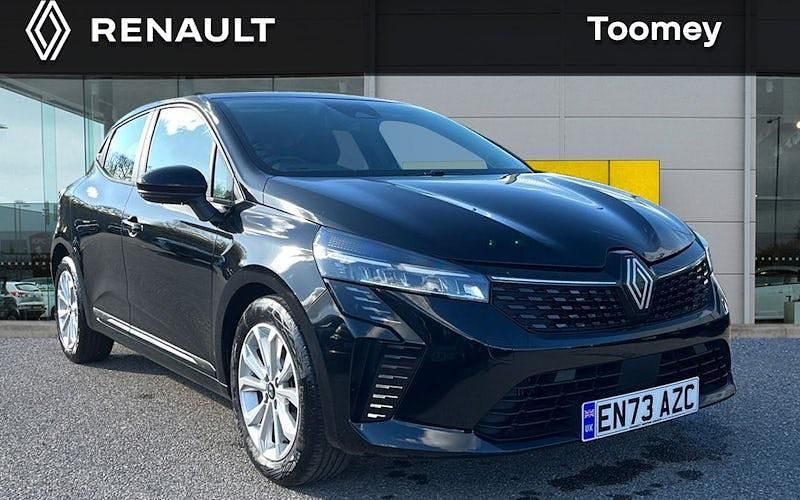 Used Renault Clio V Evolution 90 HP (66 kW) 2024 Black  Hatchback