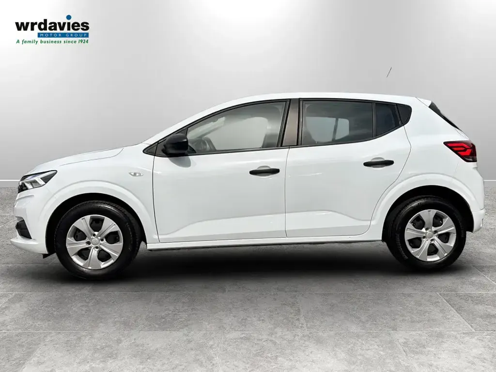 Used Dacia Sandero Essentiel 2023 White Hatchback