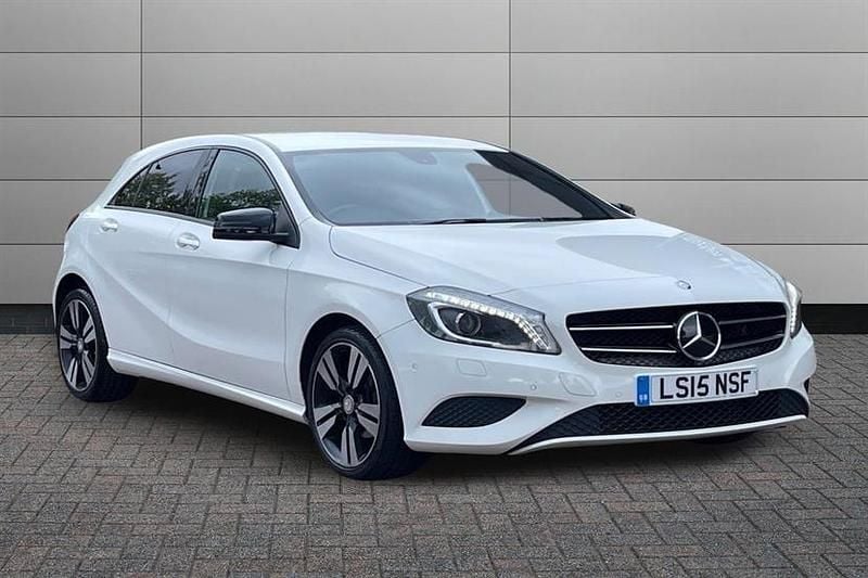 White Used 2015 Mercedes A180 Hatchback | £7,290 (Fair price) - Image 1/4