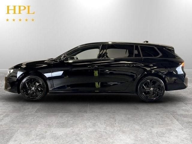 Second-hand Vauxhall Astra S 130 CP (95 kW) 2024 Negru Break