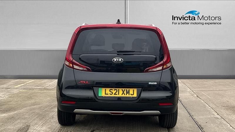 Used Kia Soul EV First Edition 147 kW (201 HP) 2021 Black SUV