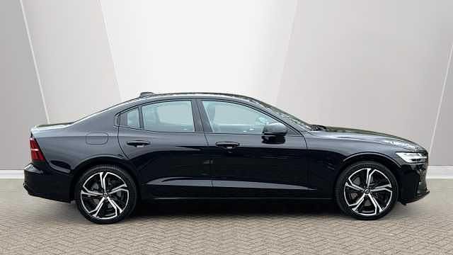 Used Volvo S60 Plus 247 HP (181 kW) 2024 Sedan
