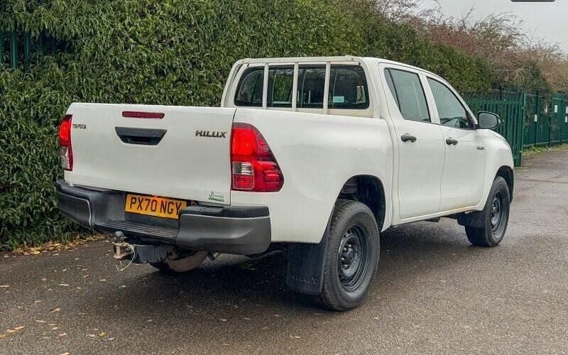 Usado Toyota HiLux Active 150 HP (110 kW) 2020 Branco Pickup