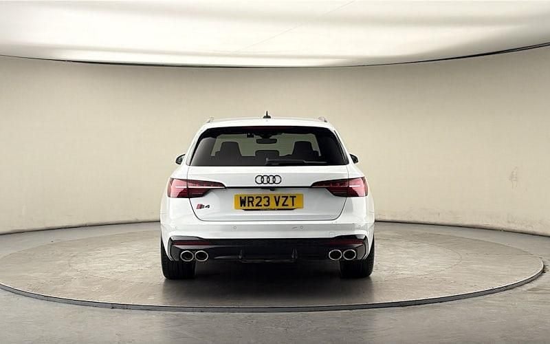 Used Audi S4 Advanced 341 HP (250 kW) 2023 Glacier white Estate