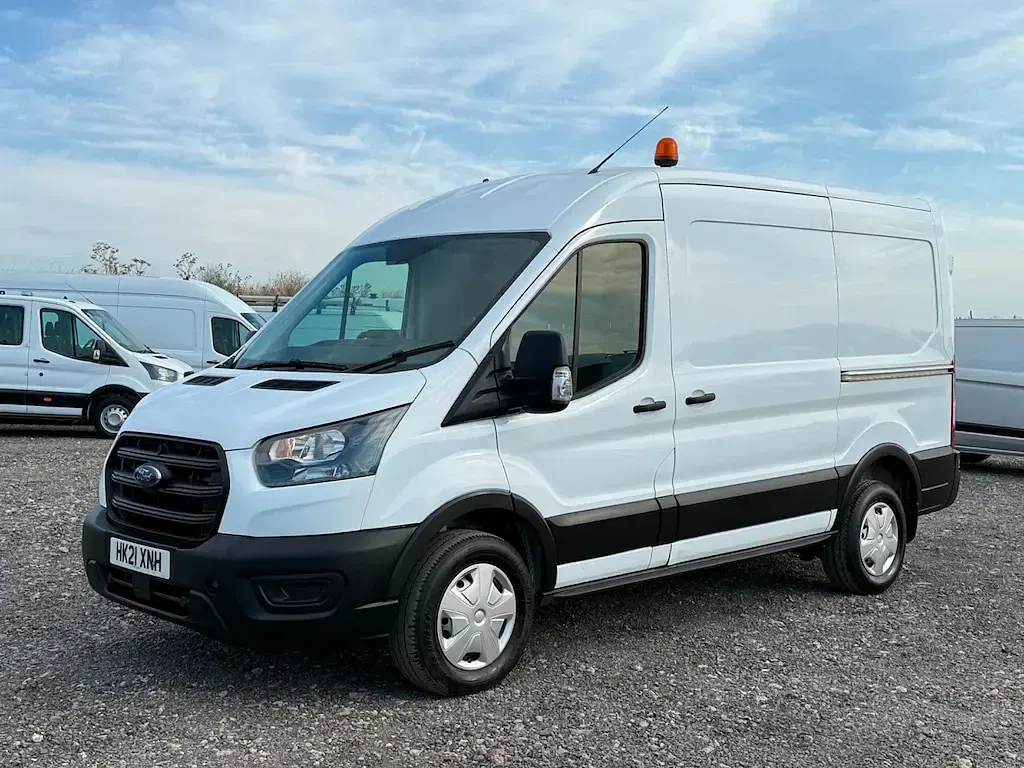Used Ford Transit 130 HP (95 kW) 2021 White Van