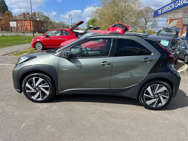 Used Toyota Aygo 2022 Green Hatchback