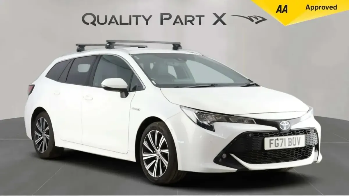 Usado Toyota Corolla Design 2021 Branco Carrinha