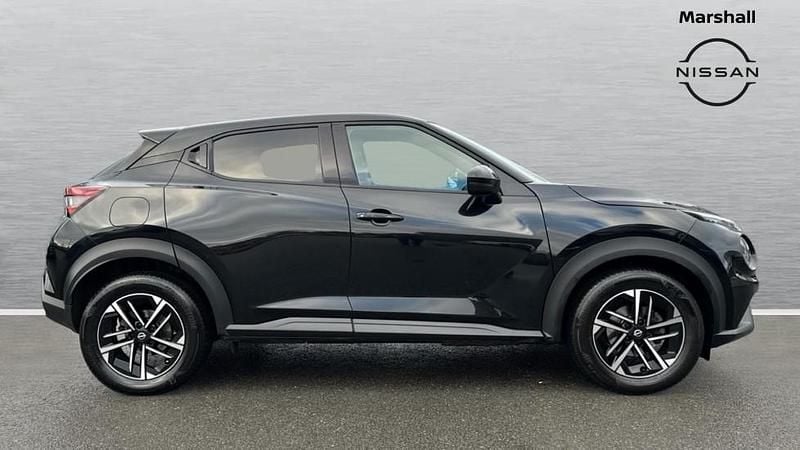 Used Nissan Juke N-Connecta 114 HP (83 kW) 2024 Black SUV