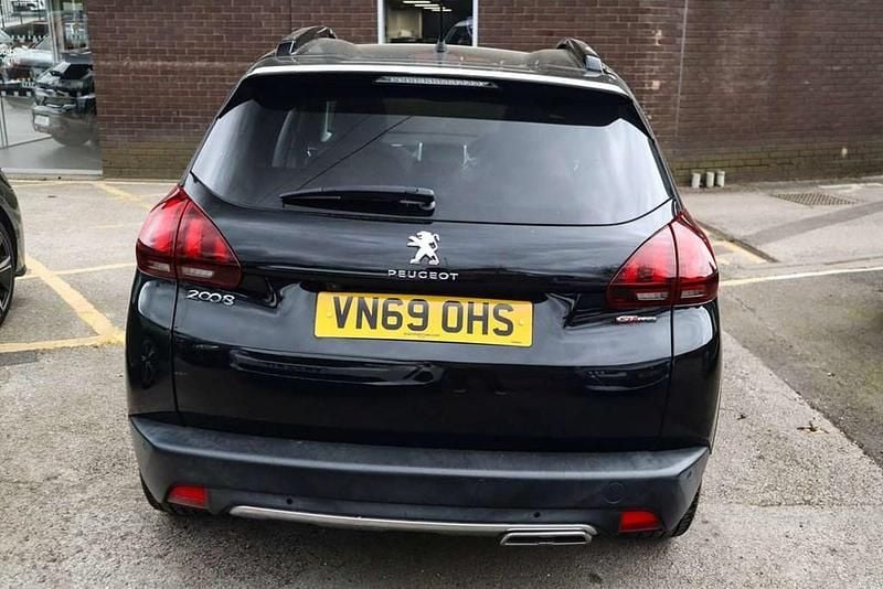 Second-hand Peugeot 2008 GT-line 108 CP (79 kW) 2019 Negru SUV