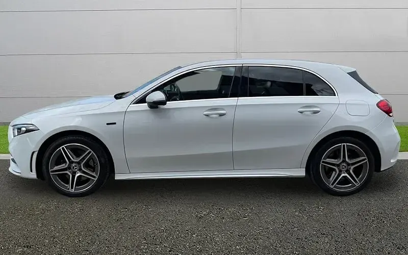 Used Mercedes A250 AMG line 218 HP (160 kW) 2020 White Hatchback
