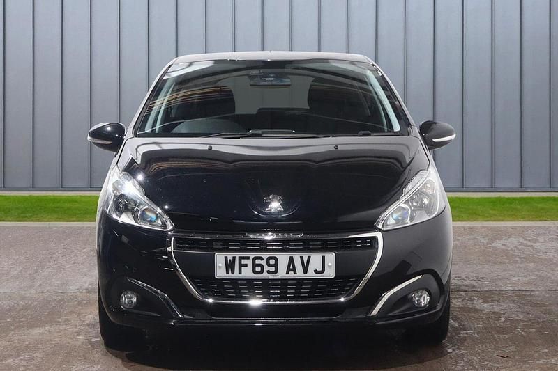 Used Peugeot 208 S 81 HP (59 kW) 2019 Black Hatchback