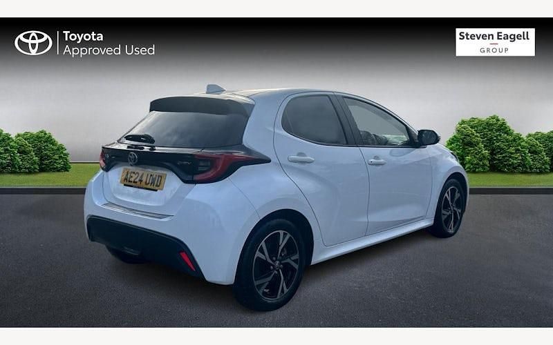 Used Toyota Yaris Hybrid Design 116 HP (85 kW) 2025 Hatchback