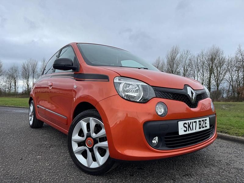 Used Renault Twingo Dynamique 90 HP (66 kW) 2017 Orange Hatchback