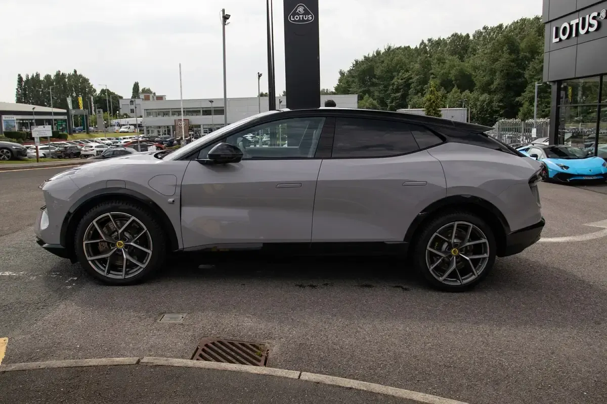 Used Lotus Eletre 450 kW (612 HP) 2023 Grey SUV