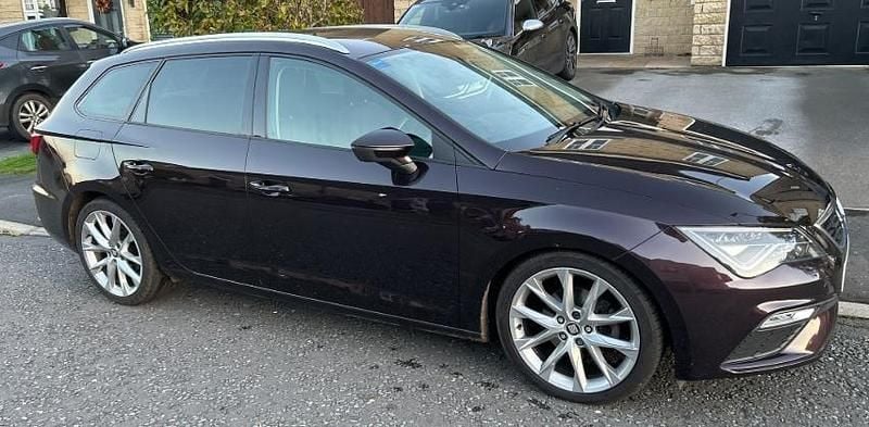 Mauve/purple Used 2017 Seat Leon FR Estate | £10,999 (Fair price) - Image 1/1