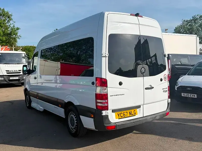 Used Mercedes Sprinter 140 HP (102 kW) 2017 White