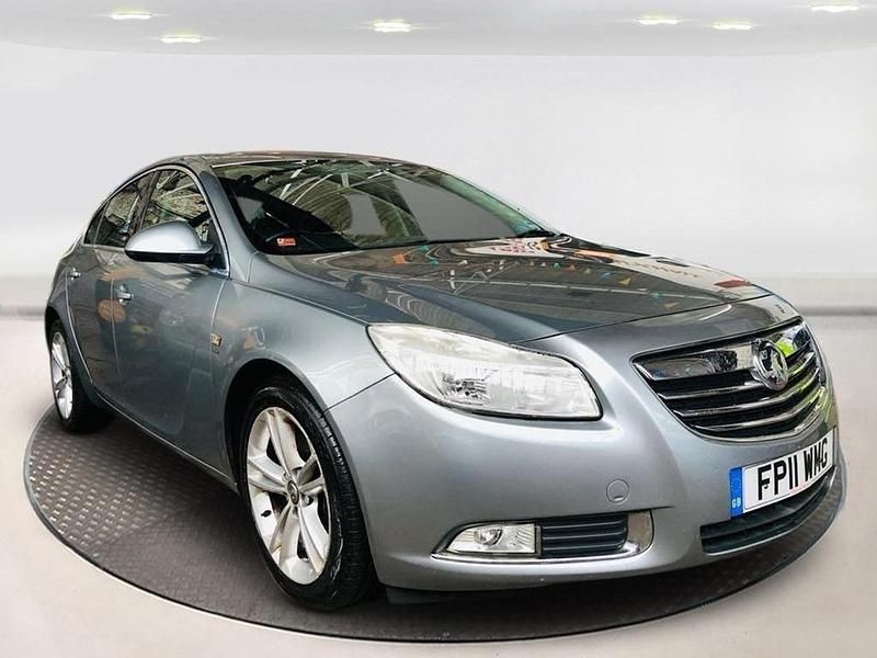 Silver Used 2011 Vauxhall Insignia SRi Hatchback | £2,990 (Fair price) - Image 1/4