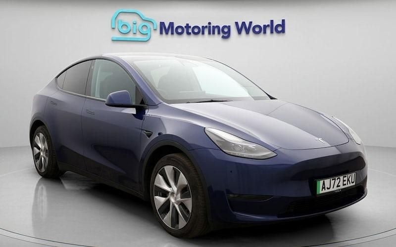Used Tesla Model Y Long Range AWD 286 kW (389 HP) 2025 SUV