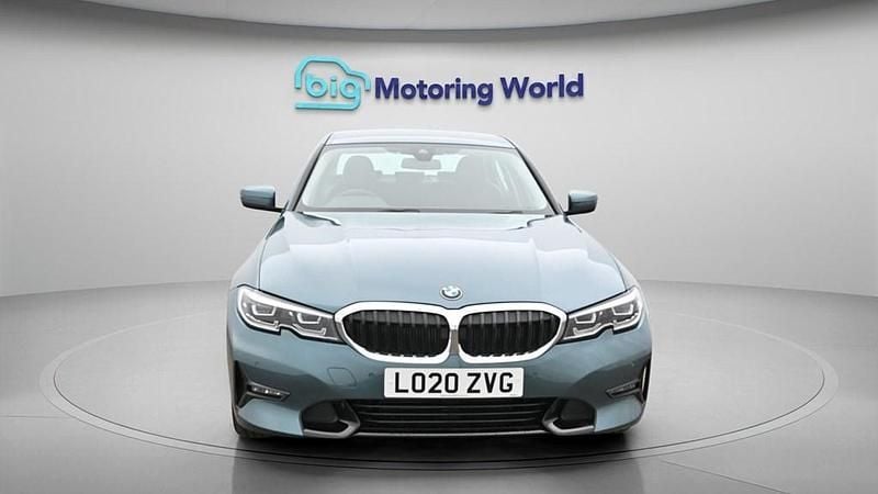 Used BMW 320 Sport Line 184 HP (135 kW) 2020 Blue Sedan