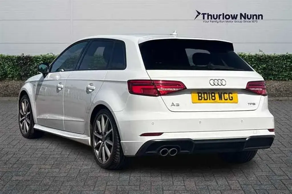Used Audi A3 Sportback Black Edition 150 HP (110 kW) 2018 White Hatchback