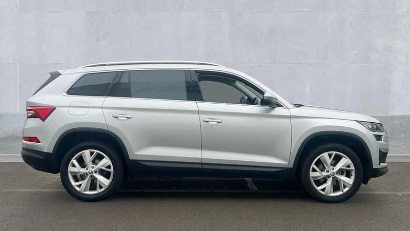 Used Skoda Kodiaq SE L Executive 150 HP (110 kW) 2024 Silver SUV