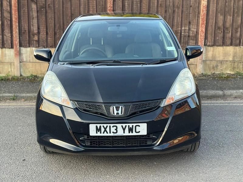 Used Honda Jazz ES 99 HP (72 kW) 2013 Black Hatchback
