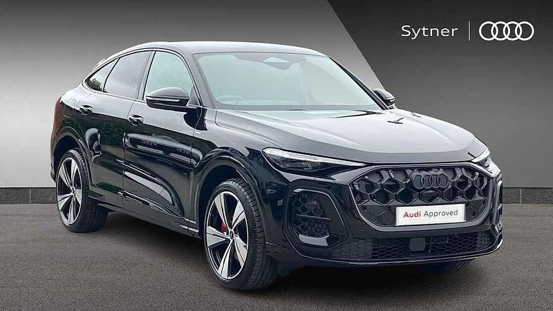 Black Used 2025 Audi Q5 Sportback Advanced SUV | £52,000 (Expensive) - Image 1/4