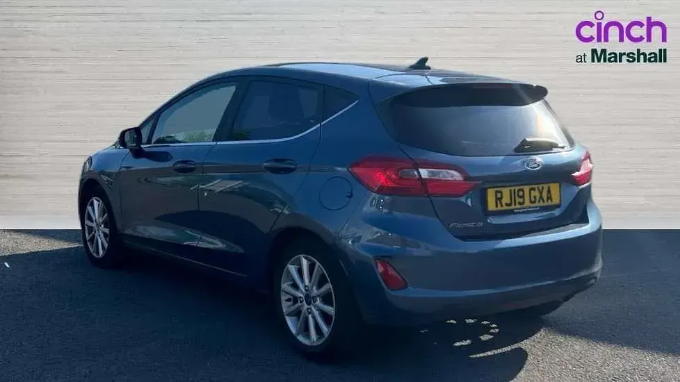 Used Ford Fiesta Titanium 100 HP (73 kW) 2019 Blue Hatchback