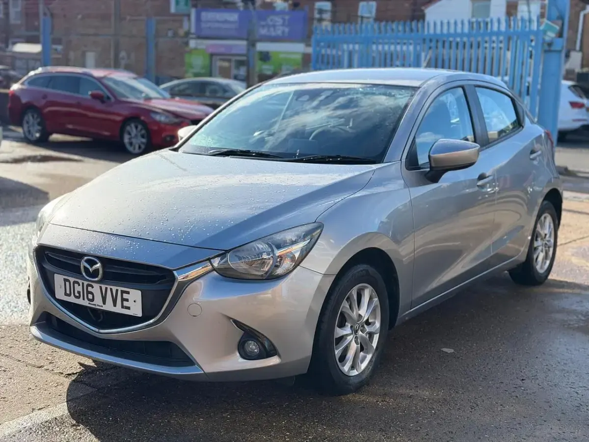 Used Mazda 2 105 HP (77 kW) 2016 Silver Hatchback