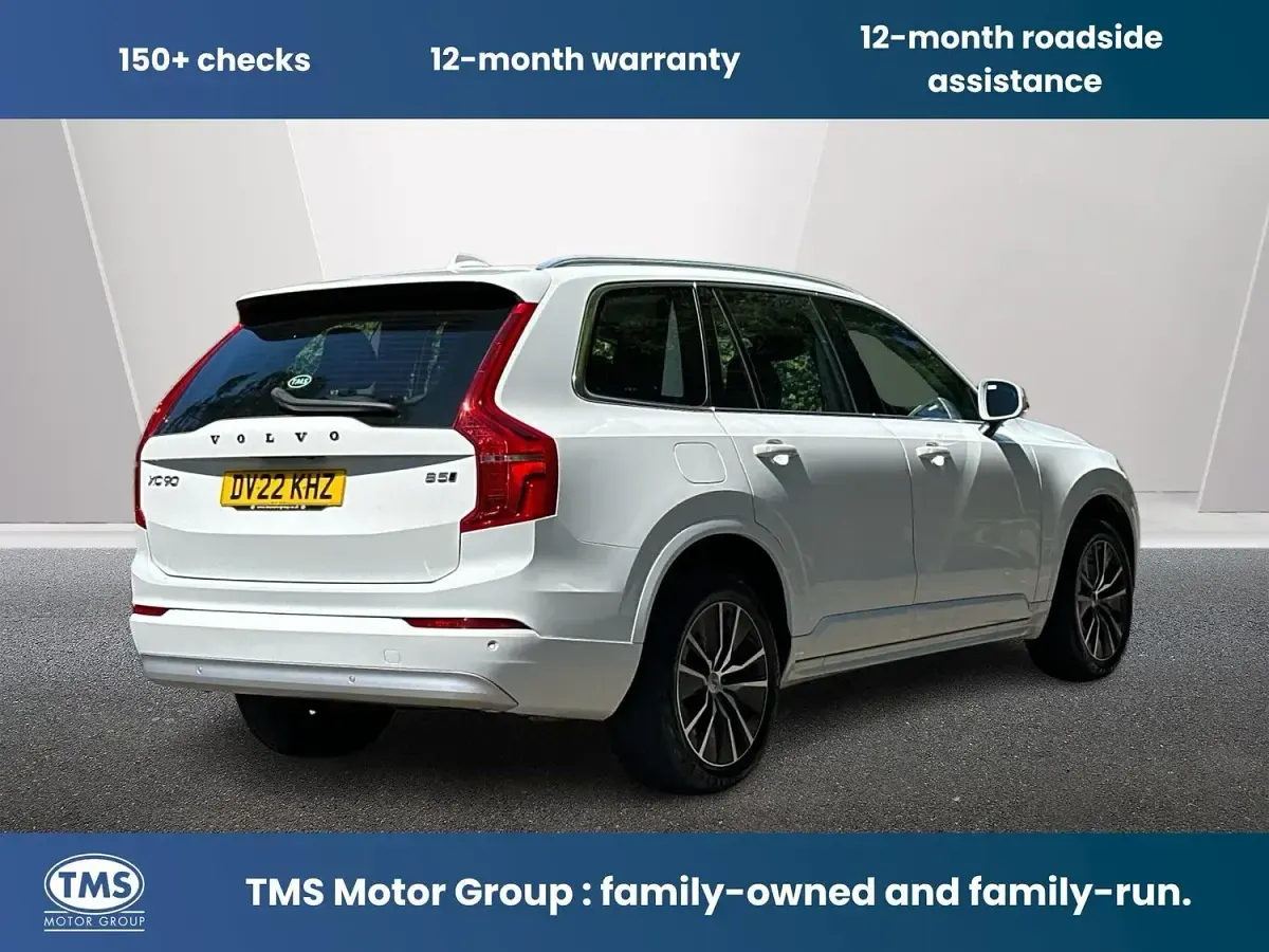 Used Volvo XC90 Momentum 235 HP (172 kW) 2022 White SUV