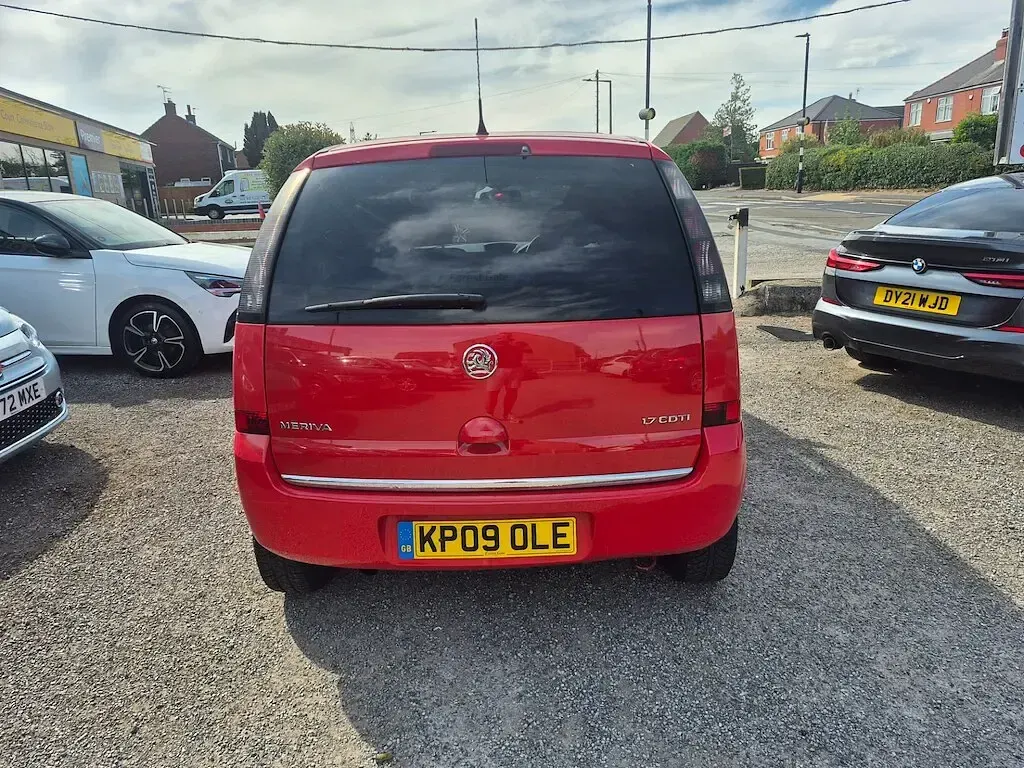 Used Vauxhall Meriva Design Edition 2009 Red MPV