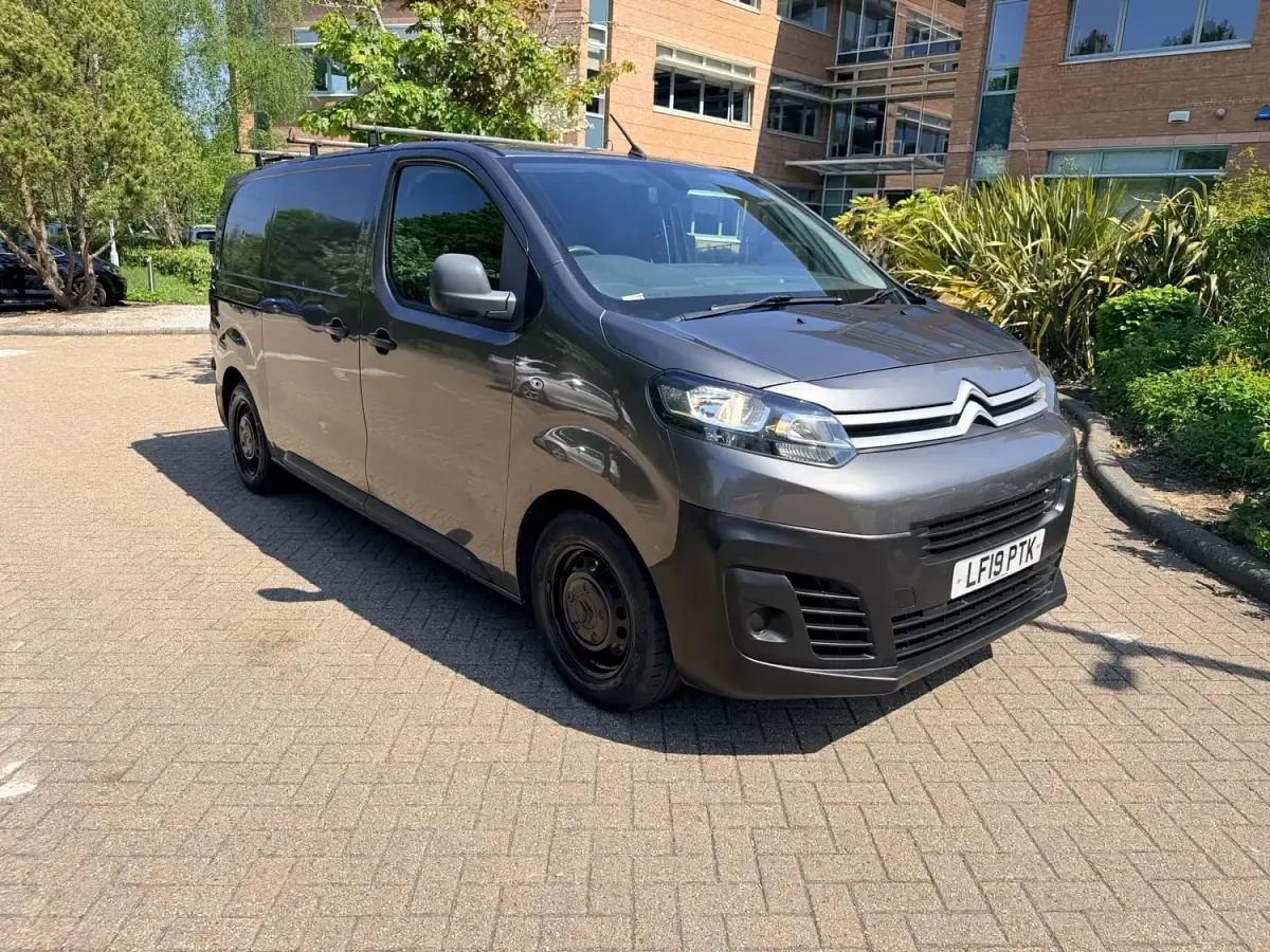 Używany Citroën Dispatch 2019 Szary Minivan