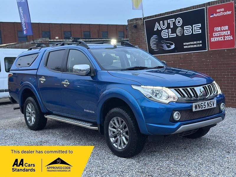 Used Mitsubishi L200 178 HP (130 kW) 2015 Blue Pickup