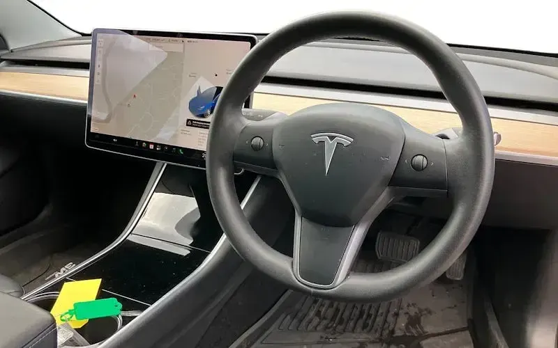 Used Tesla Model 3 Long Range AWD 258 kW (351 HP) 2023 Sedan