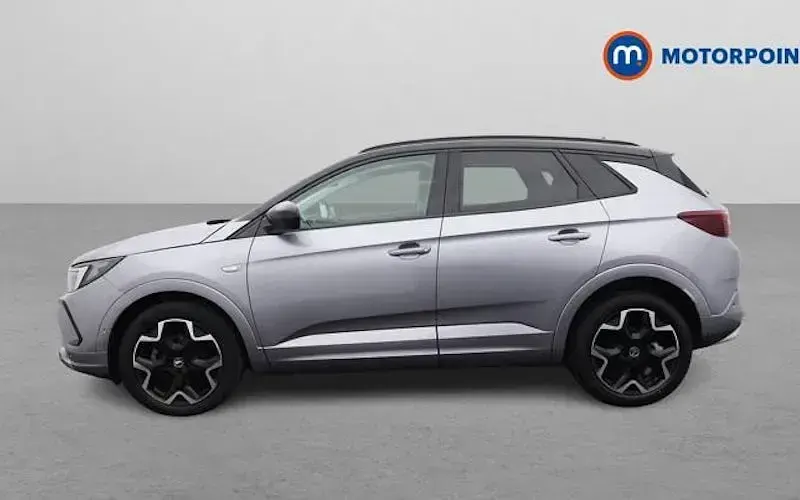 Second-hand Vauxhall Grandland X Ultimate 131 CP (96 kW) 2024 SUV