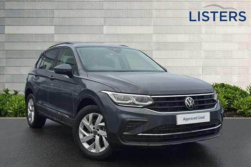 Used 2024 VW Tiguan SUV | £27,490 (Good price) - Image 1/4
