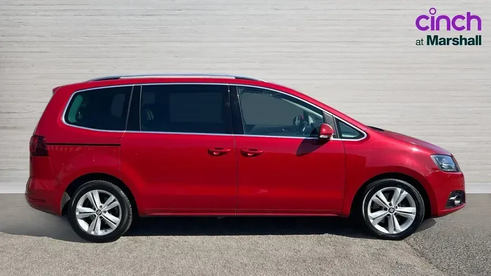 Used Seat Alhambra XCELLENCE 150 HP (110 kW) 2017 Red MPV