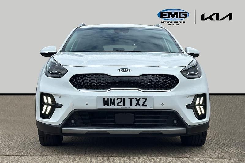 Used Kia Niro 141 HP (103 kW) 2021 White SUV