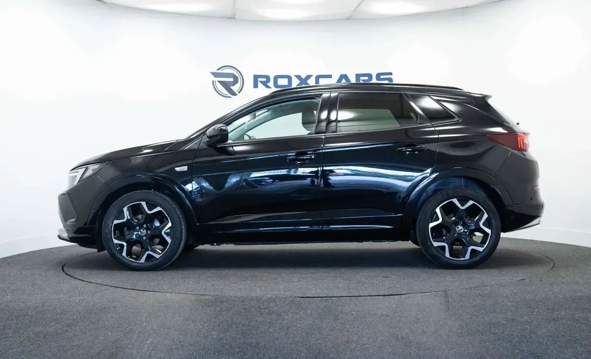 Used Vauxhall Grandland X Ultimate 130 HP (95 kW) 2023 Black SUV