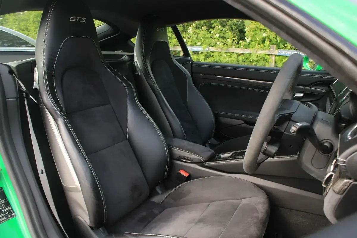Used Porsche 718 Cayman 2021 Green Coupe